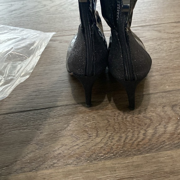 NWT BURJU Savage Ankle Closed Pointed Toe Wet Look With Sparkle Heel | 6.5 - Picture 8 of 10